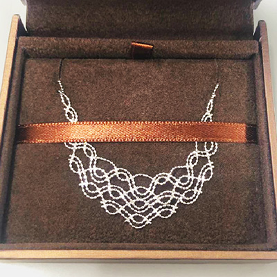 ダイアナ ホワイトゴールド